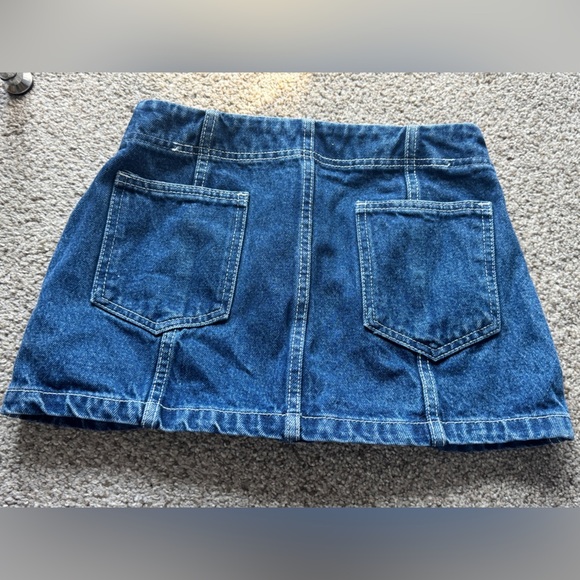 Y2K Denim Mini Skirt - Picture 3 of 8